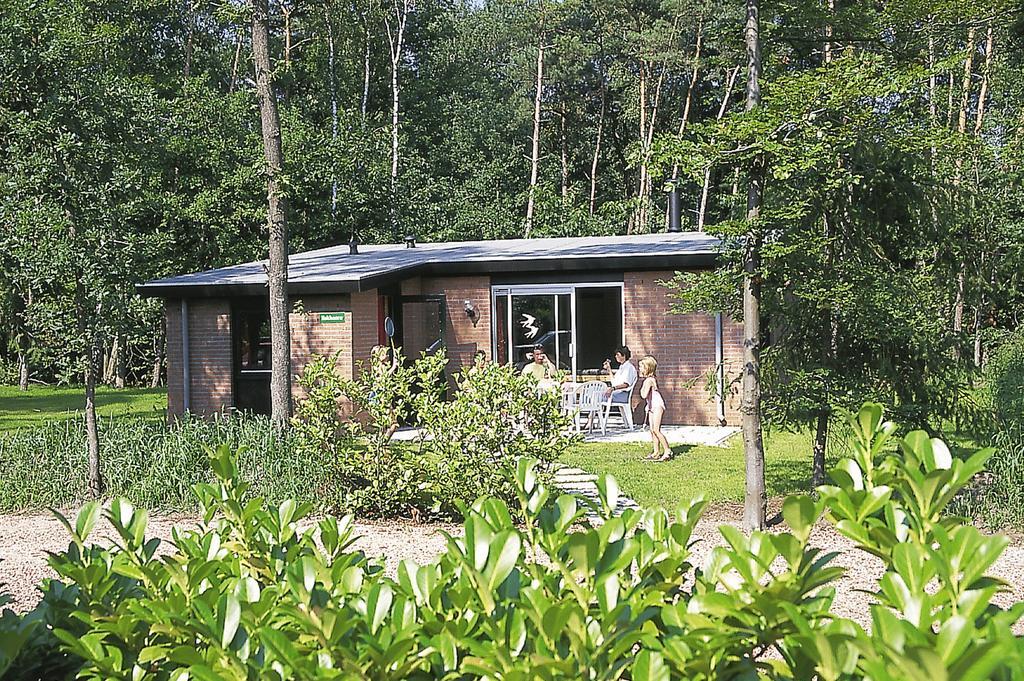 De Lindenberg Hotell Holten Exteriör bild